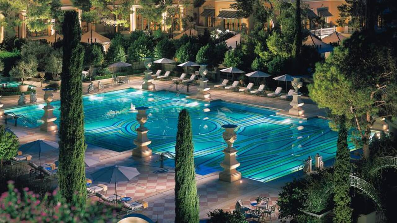 Bellagio luxury resort 4