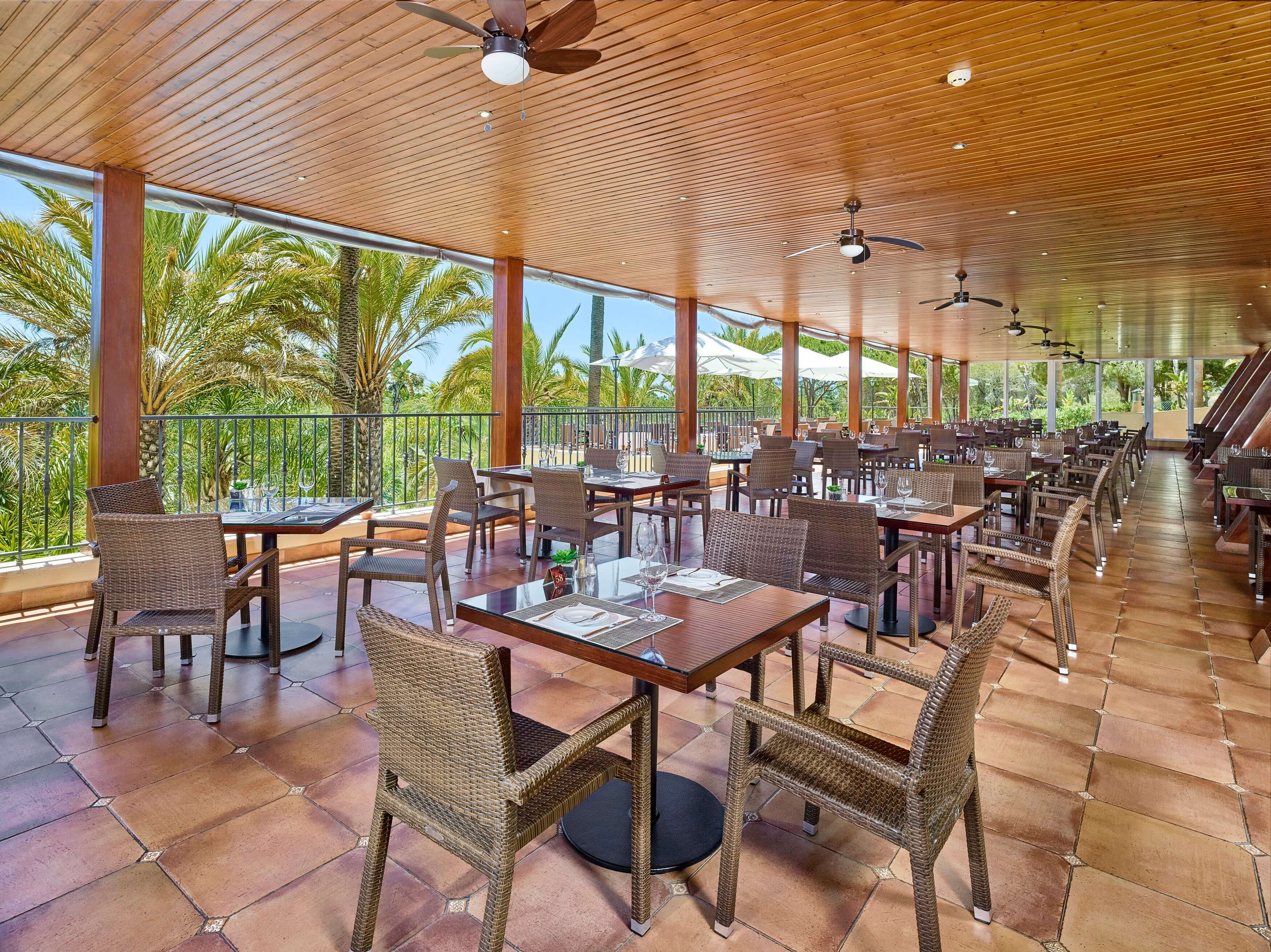38 rph lusitano restaurant covered terrace