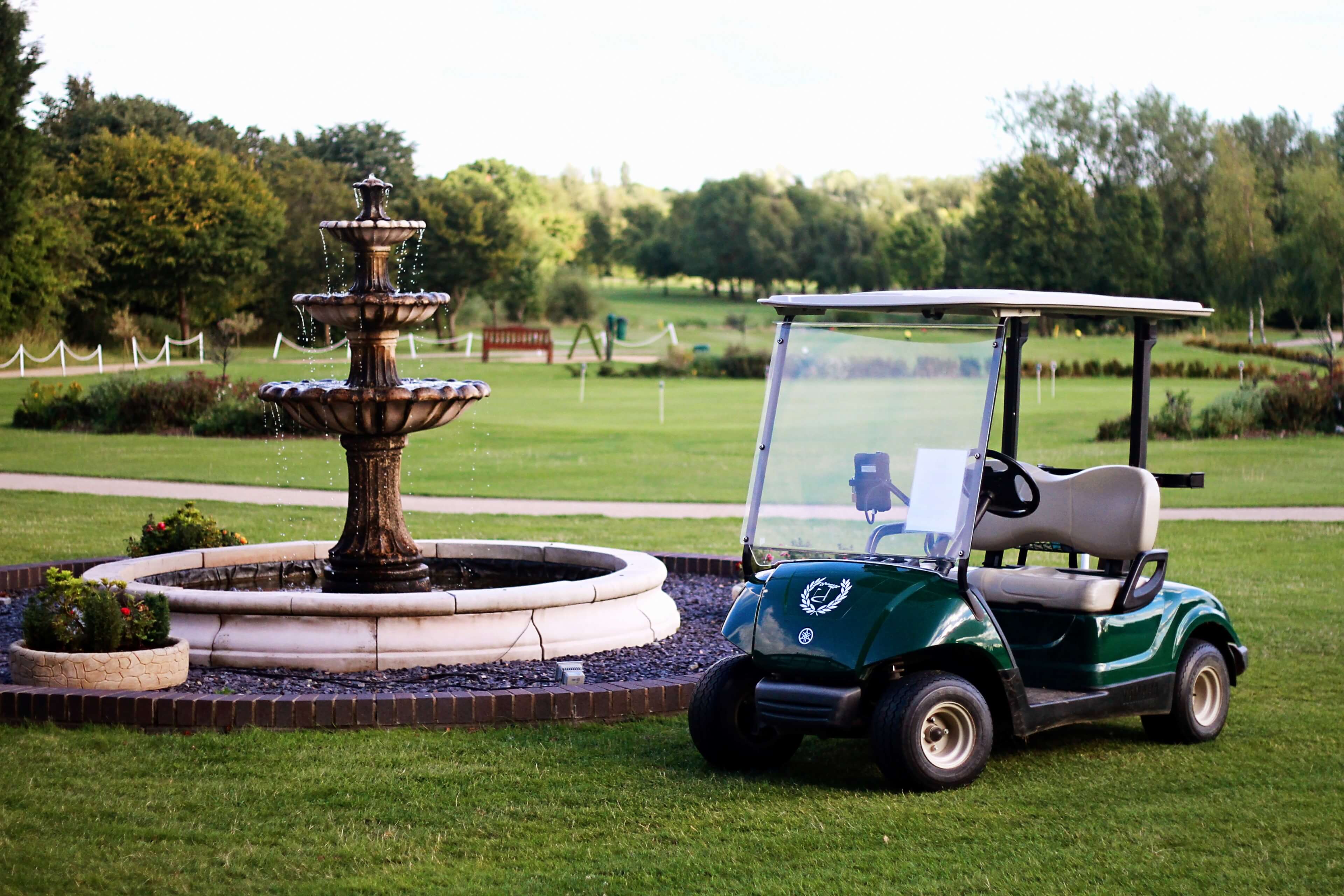 Small fountain and 1st tee
