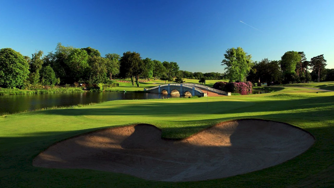 When is the best time for a golf holiday to Spain?
