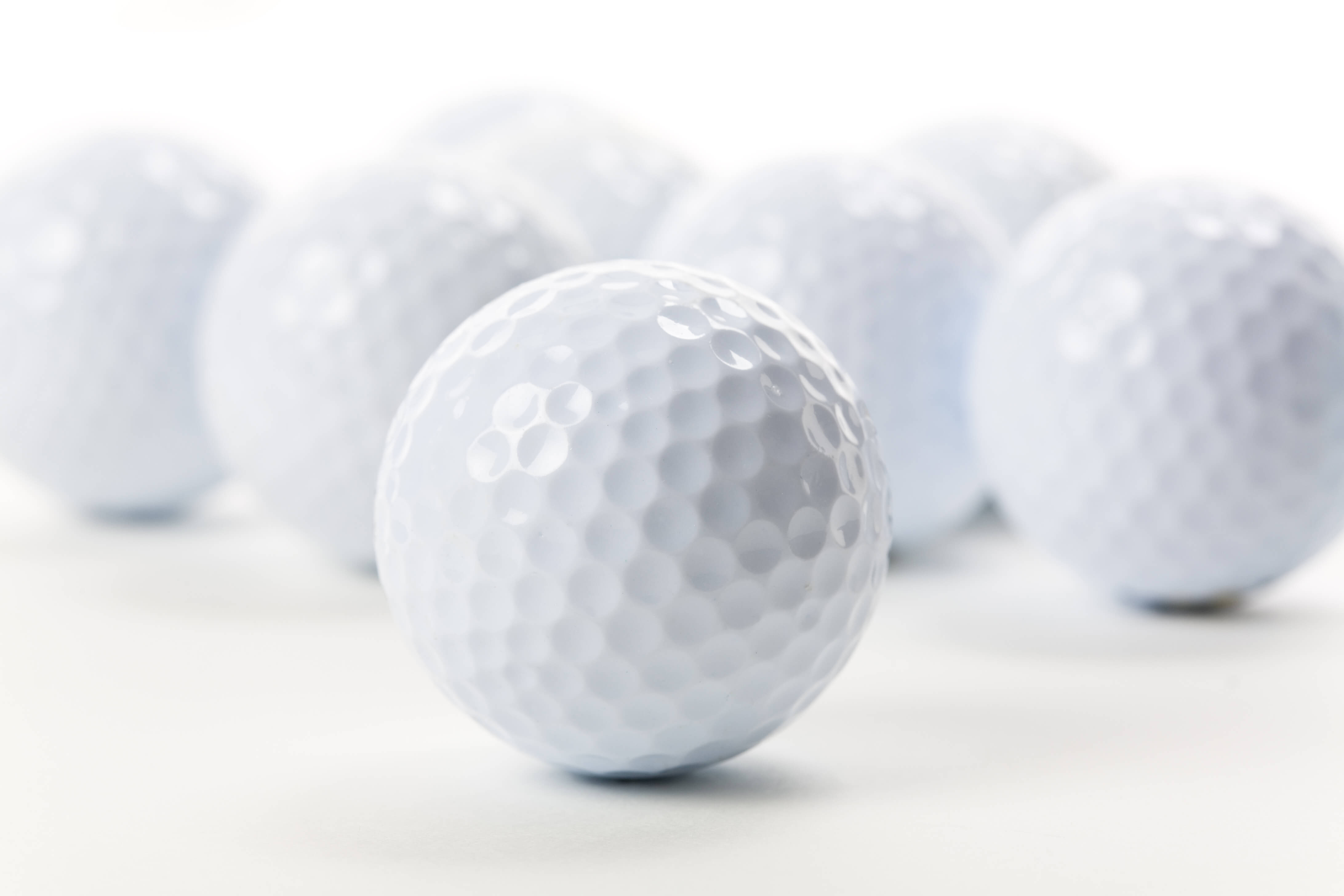 picture of golf balls